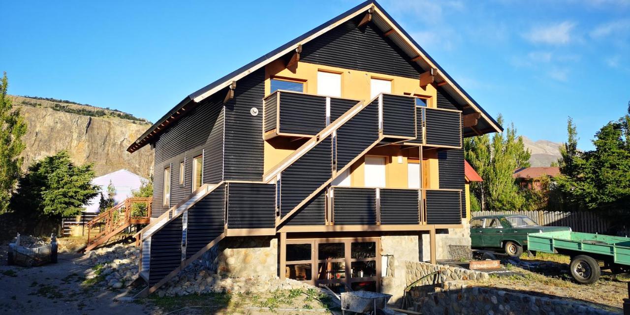 Campo Base Aparts El Chalten Exterior photo